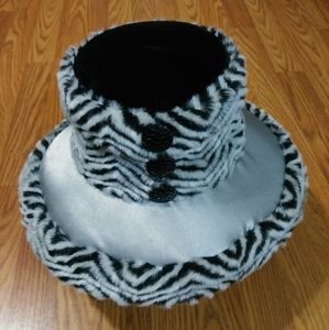 Donna Vinci Culture Hat